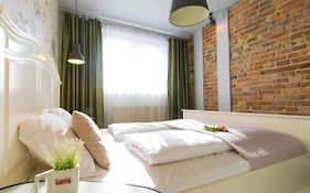 Krupnicza Modern Old Town Apartments - By Upstairs